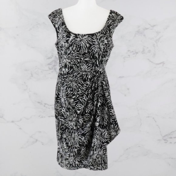 Suite 7 Black & White Floral Wrap Dress Size 12 - Picture 4 of 6